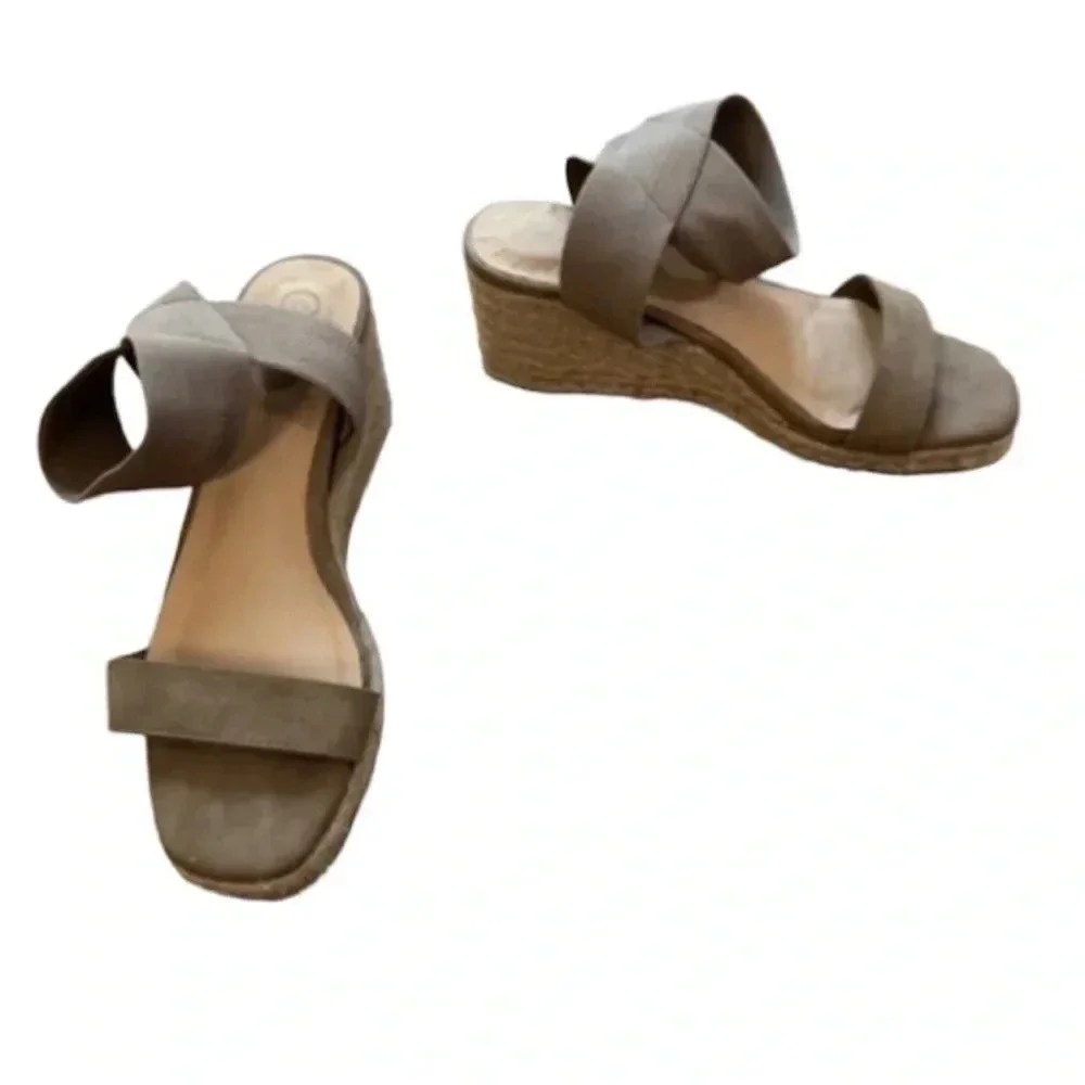 C Comfort Women's Neutral Tan/ Tauge Slip-On with Ankle Strap Wedges Size 8M GUC